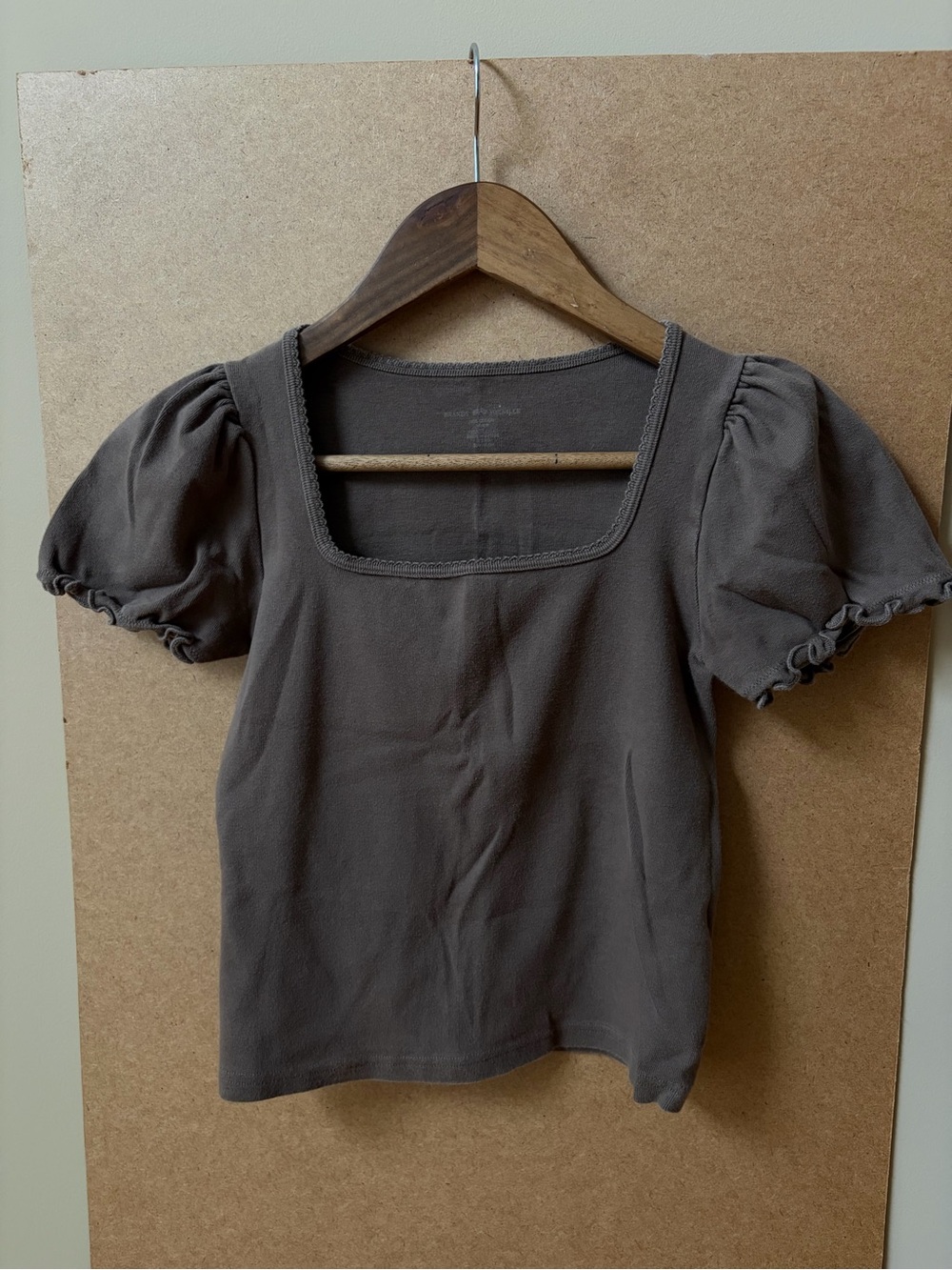 Brandy Melville Brown Square-Neck Puff Sleeve Top